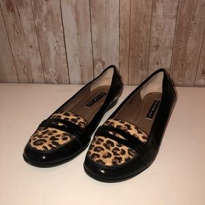 Bandolino Black Cheetah Flats Size 5.5M